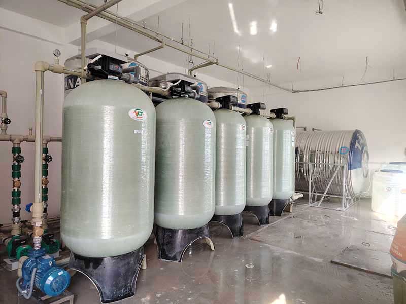 Bồn Lọc Áp Lực Công Nghiệp: Giải Pháp Lọc Nước Hiệu Suất Cao Cho Nhà Máy Và Hệ Thống Xử Lý Nước