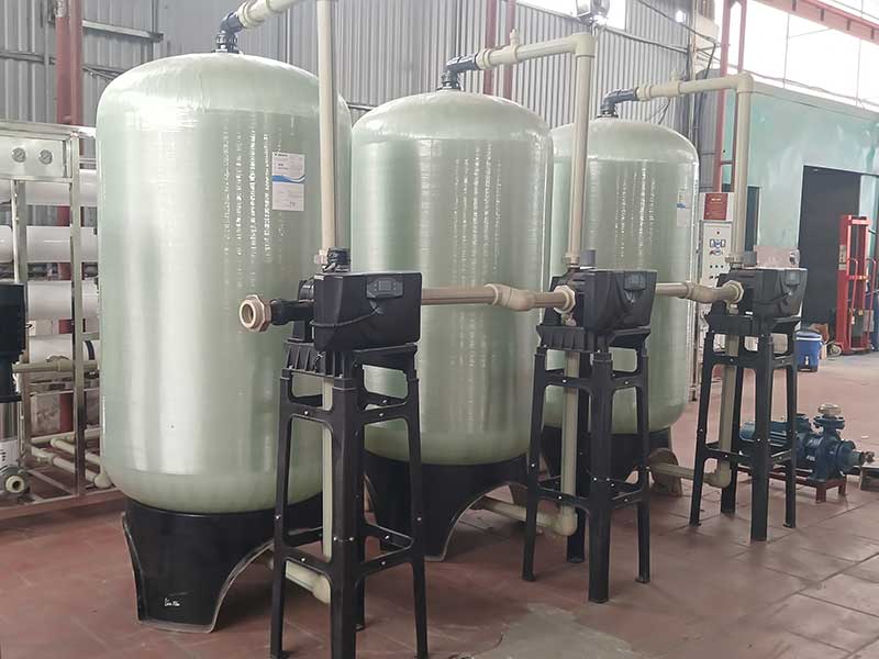Bồn Lọc Áp Lực Composite: Giải Pháp Tối Ưu Cho Hệ Thống Lọc Nước Công Nghiệp Và Dân Dụng Hiện Đại