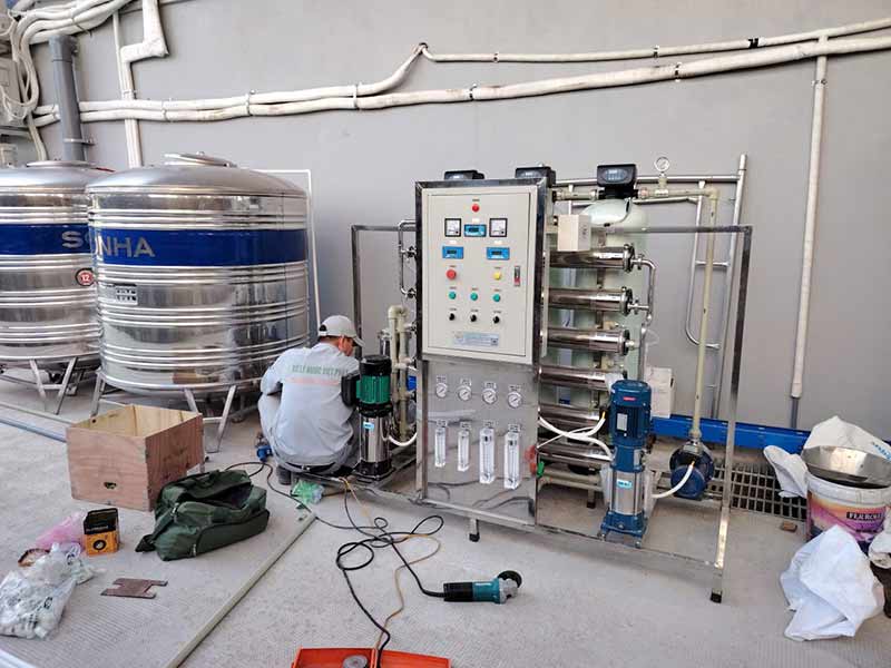 Lắp Đặt Hệ Thống Lọc Nước Tinh Khiết RO 2 Cấp 500L/H Tại Thạch Thất