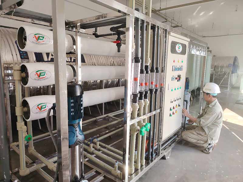 Bàn giao hệ thống lọc nước RO 2 cấp + EDI 2000L/H tại Ninh Bình