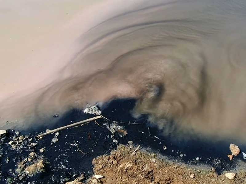 Tác động của nước thải chưa xử lý đến nguồn nước và sức khỏe con người