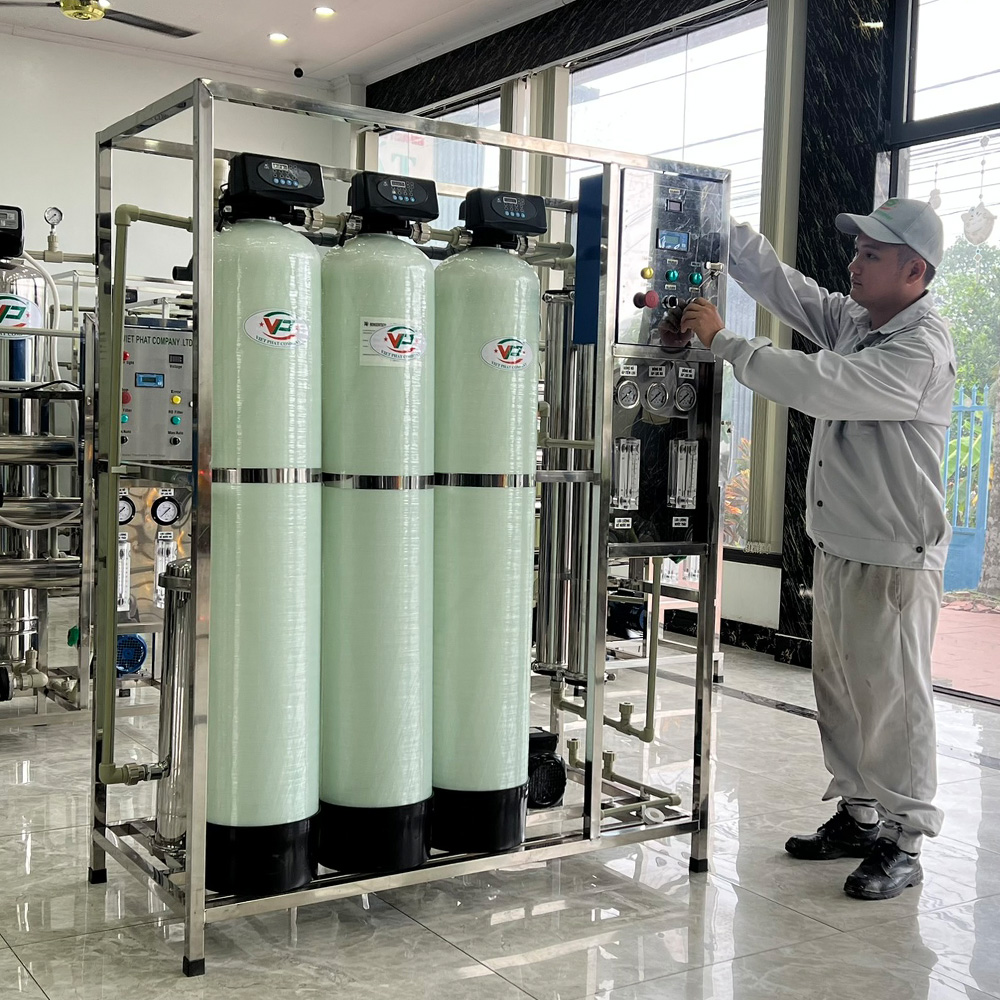 Máy lọc nước RO công nghiệp 500l - 600l/h