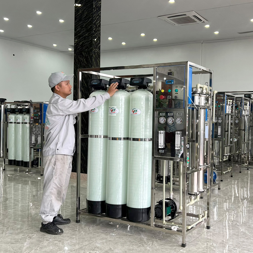 Máy lọc nước RO công nghiệp 500l - 600l/h