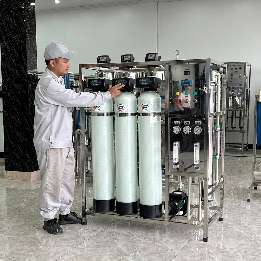 Máy lọc nước RO công nghiệp 250l/h 