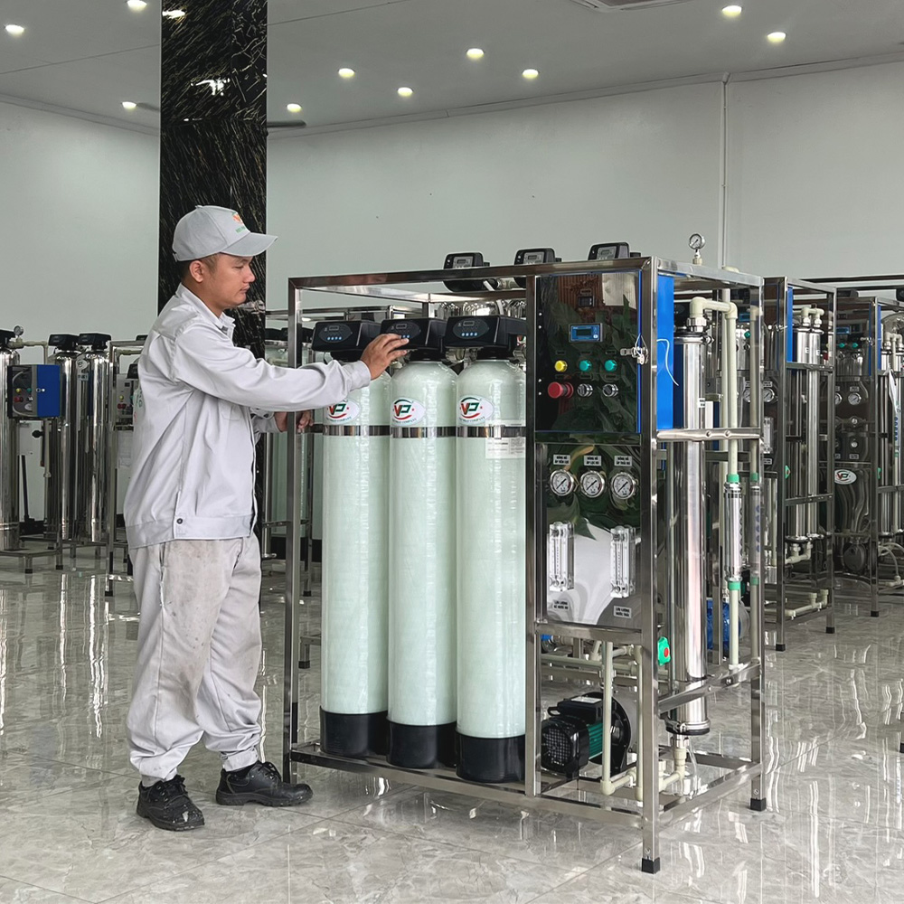 Máy lọc nước RO công nghiệp 250l/h 