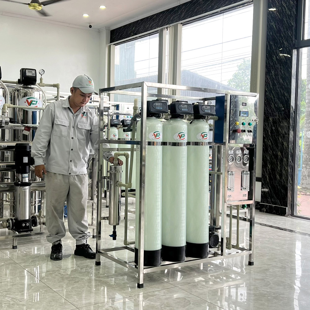 Máy lọc nước RO công nghiệp 250l/h 