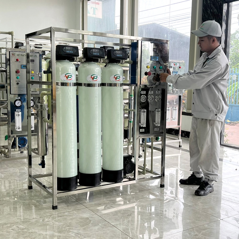 Máy lọc nước RO công nghiệp 250l/h 
