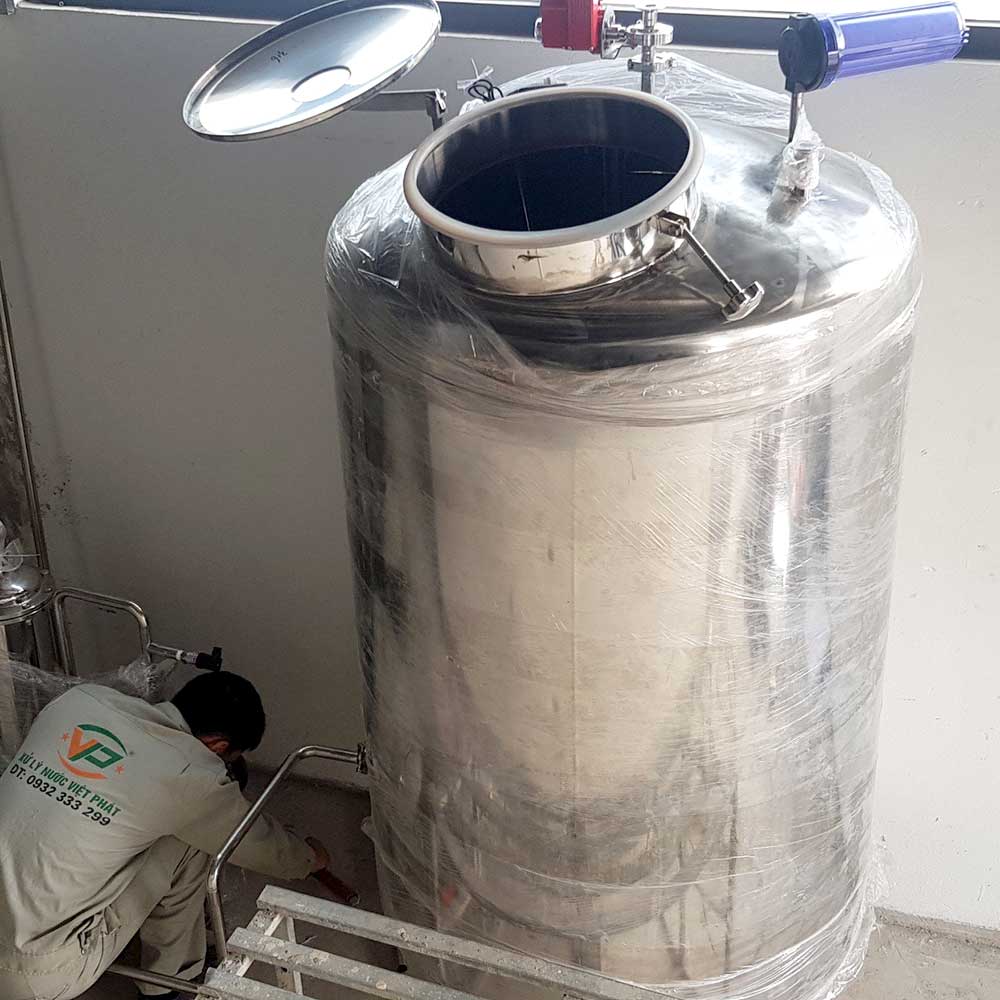 Hệ thống lọc nước RO 2 cấp + Khử khoáng Mixbed công suất 2m3/h tại Hoà Lạc