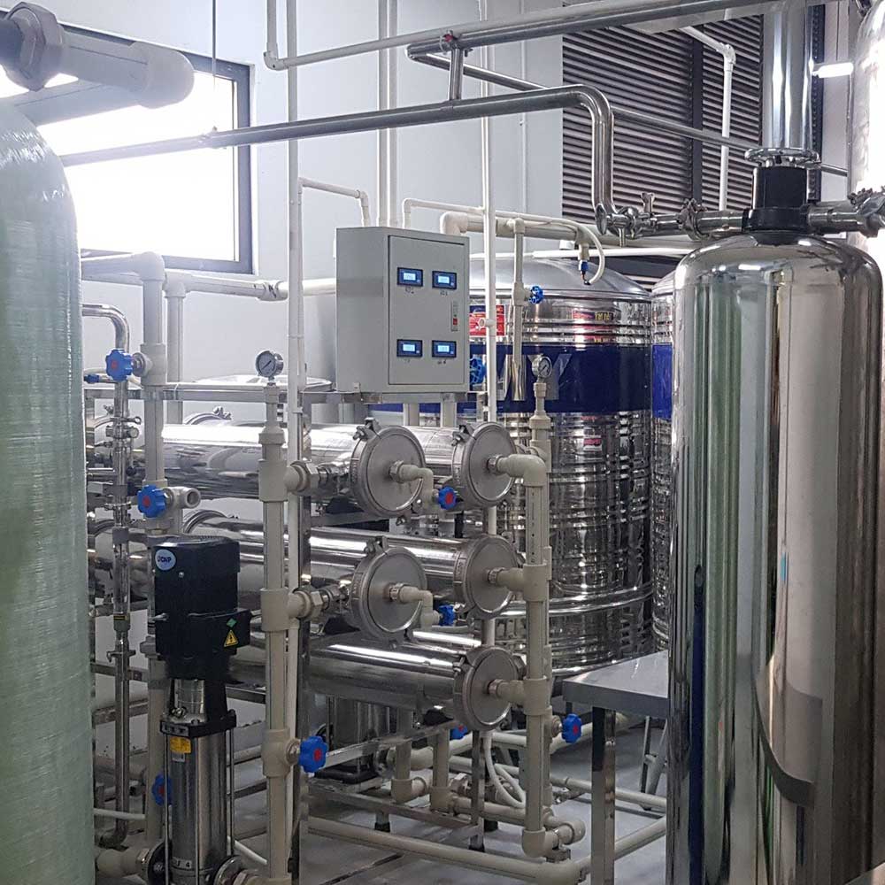 Hệ thống lọc nước RO 2 cấp + Khử khoáng Mixbed công suất 2m3/h tại Hoà Lạc